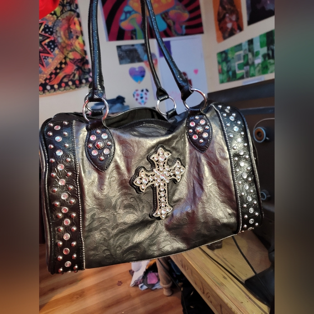Cross purse